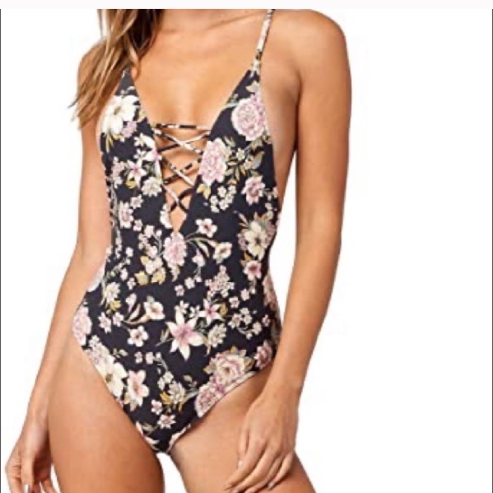 Billabong one piece NWOT size S